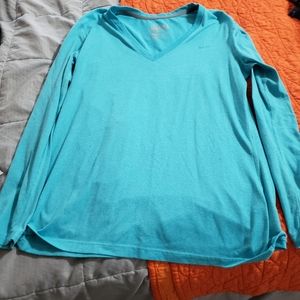 Nike dryfit top